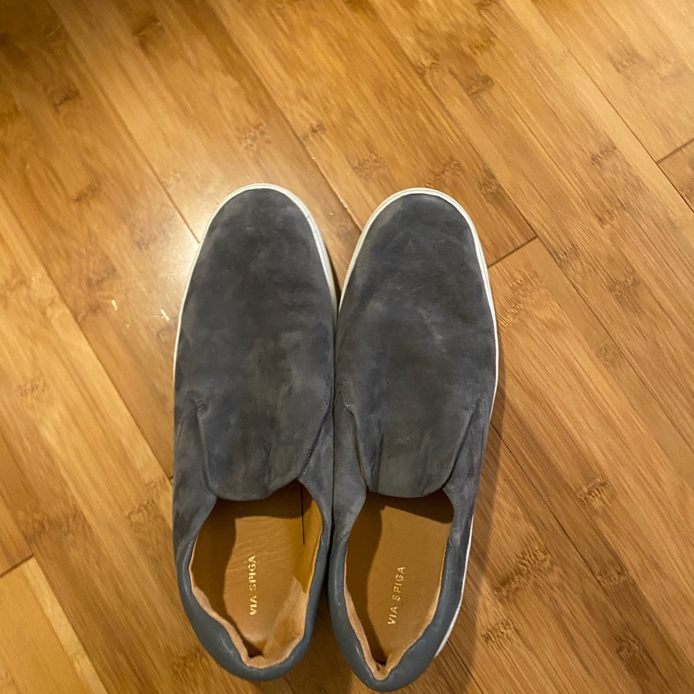Via Spiga size 11 womens suede shoes